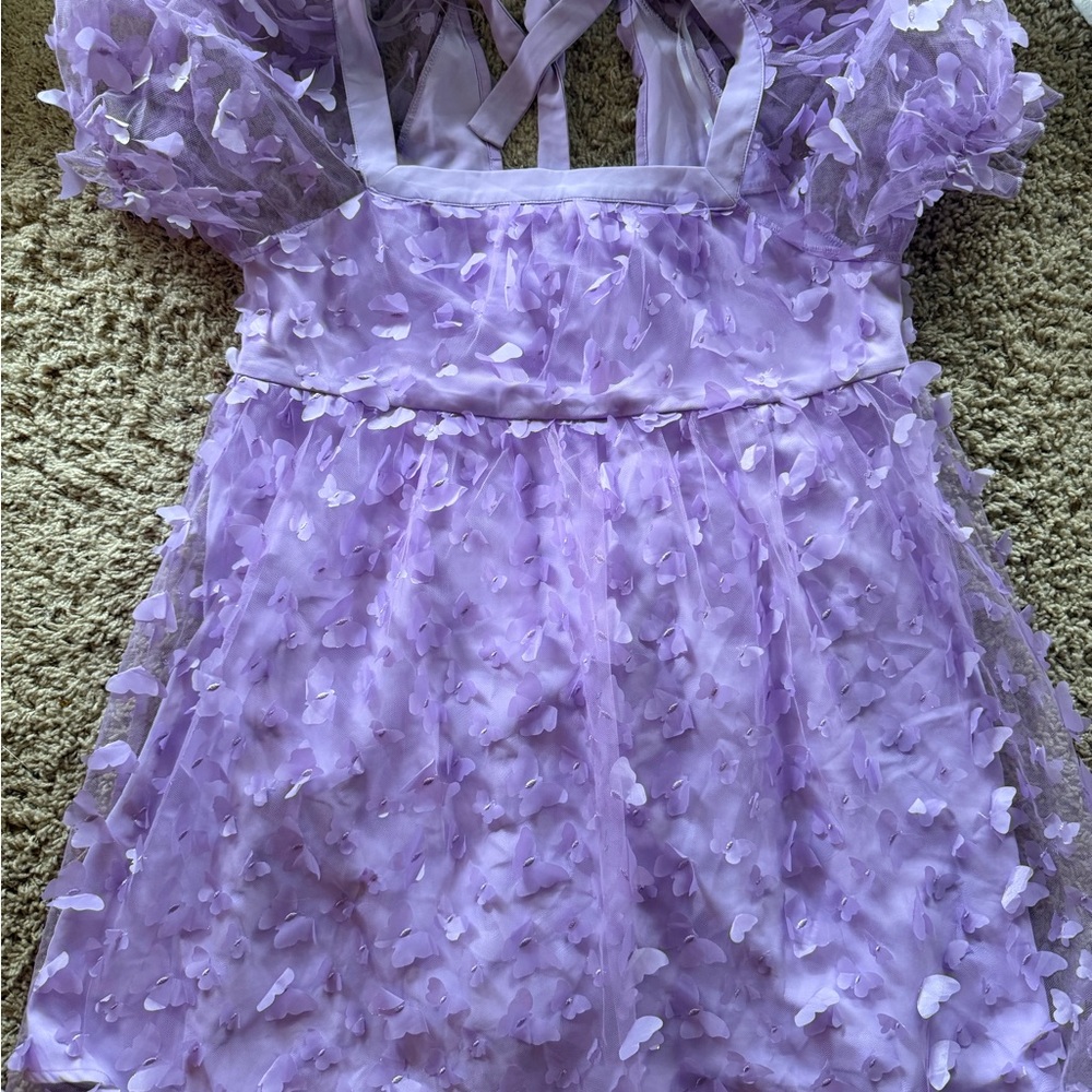lavender butterfly- textured puffed sleeved dress